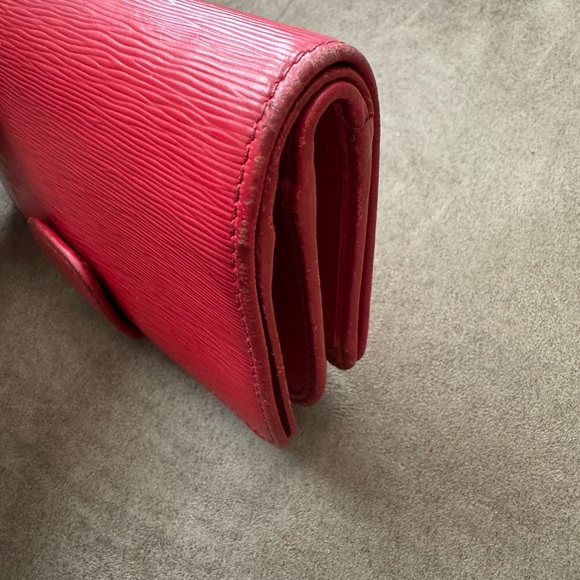 Prada Wallet - Picture 4 of 12